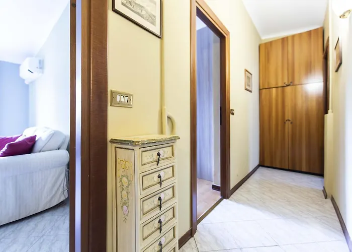 Castelfidardo 8 * Mediolan